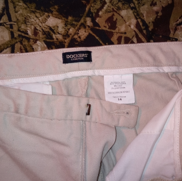 Dockers pants - Picture 3 of 3